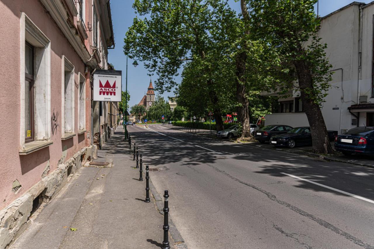 Sabin Apartments Private Parking Brasov Exterior photo